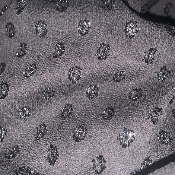 CeCe Blouse - Picture 4 of 4